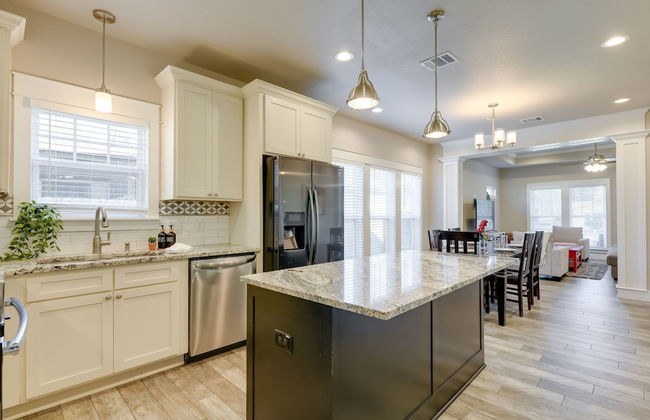 Centrally Located Stunning 3BR 2BA Near Downtown - Foto 14