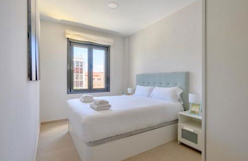 Brand New 2BR with Auto Check-In - Foto 3