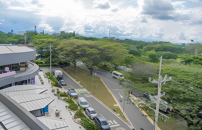 Apartasuites Cerritos Mall - Photo 40