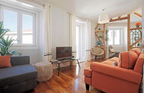 Duque-Chiado Downtown - Photo 21