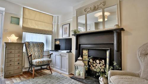 Caboodles Cottage - Photo 1