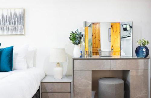 4 Bed , Monthly & Weekly Offers , Ideal For Contractors , Relocation & Leisure Stays - Photo 7