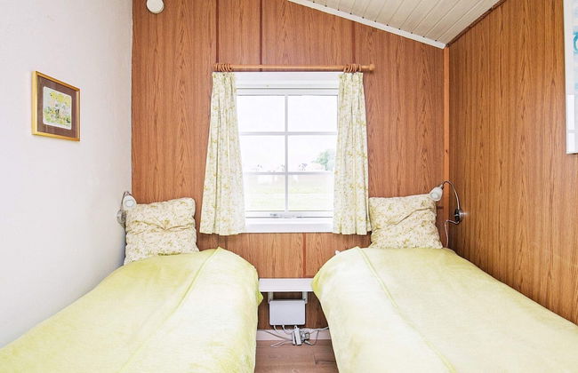 6 Person Holiday Home in Brenderup Fyn - Foto 3