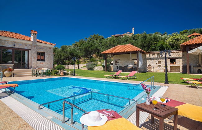 Villa in Tavronitis With Pool & Stunning Views - Photo 43