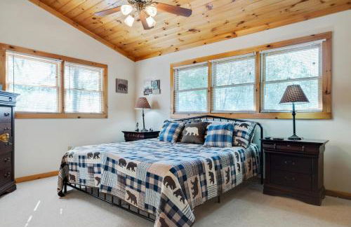 Boujee Bear Lodge - A Peaceful Cabin in the Woods - Photo 16