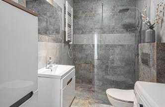 SECOND HOME Lubawa - 3 pokoje, 5 łóżek, Netflix i Max, parking, winda - Foto 18