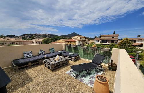 Évasion à Carqueiranne - Animal ok & terrasse - Foto 8