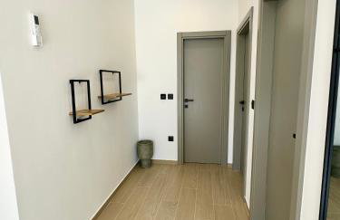 LUX Apartments - Photo 9