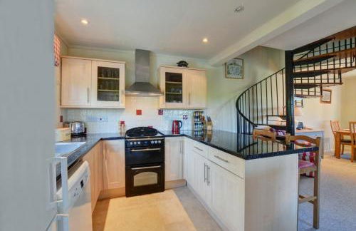 3 Bed in Salthouse oc-1753 - Photo 5