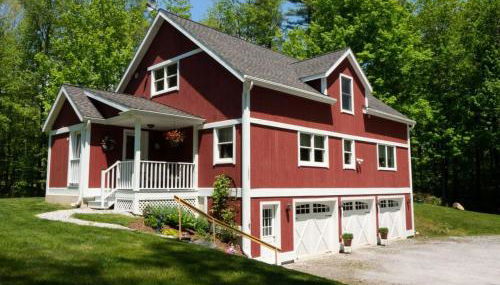 Berkshire Vacation Rentals: Peaceful Post and Beam Loft Sleeps 9 - Foto 2