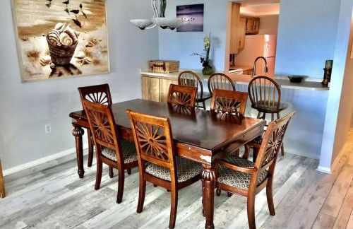 Beach Living at its Best! - Foto 12