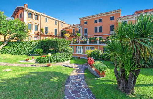 Lake Front Bogliaco - Happy Rentals - Foto 13