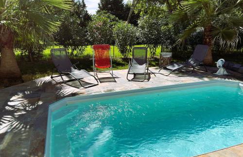 Le Cottage Bien-Etre Jacuzzi Piscine Chauffée Privée du Tarn entre Toulouse et Albi & Les Cottages du Tarn - Foto 3