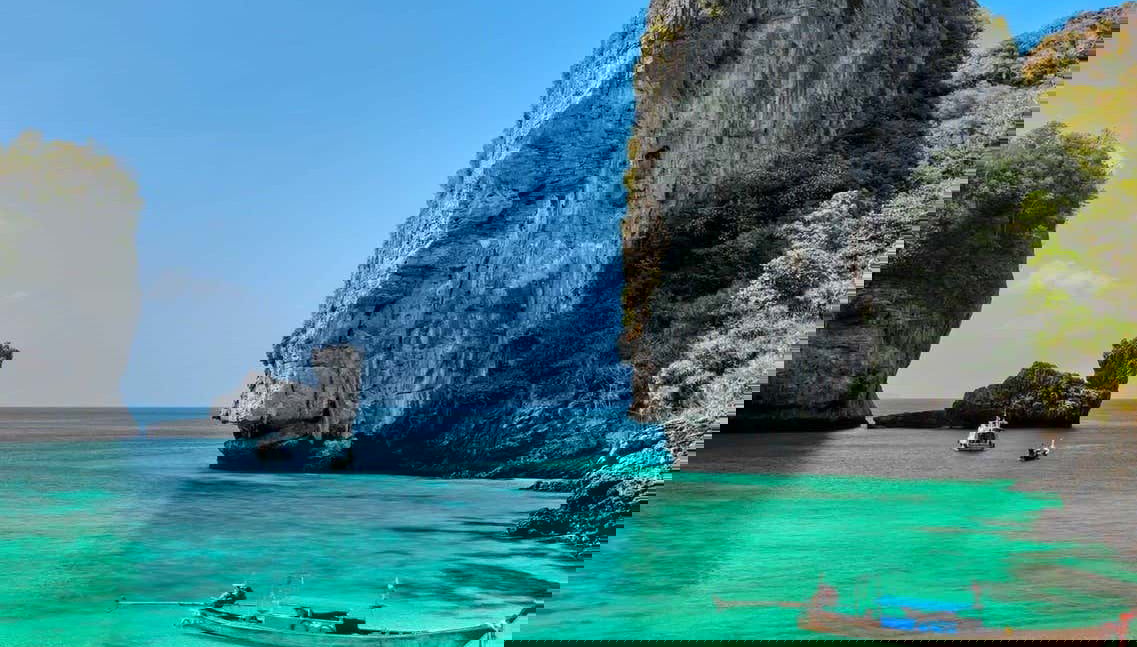 Phi Phi Islands Speedboat Excursion - Photo 1