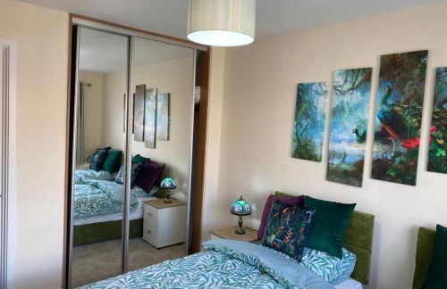 Homely & Warm Trumpington House w Parking, 5 mins drive to Bio Medical Campus, Addenbrooke's & Papworth hospitals - Foto 32