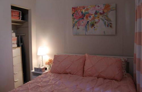 Walkable Bungalow w/ Fenced Yard - Foto 12