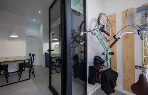 FLORIT FLATS - Stylish Valencia Ceramic Apartments with Free Bicycles by the Joaquin Sorolla Station - Photo 52