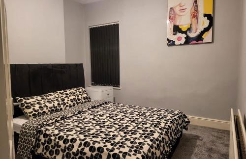 Apartment - Sleeps 5 - Great Location - Parking - Foto 91