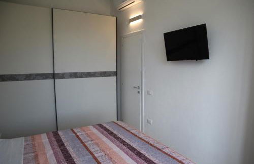 neues Haus mit beheiztem Pool - Foto 25