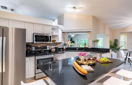 Private Pool Firepit Game Room Mins to Beaches Community Amenities Casa Solara by AvantStay - Foto 113