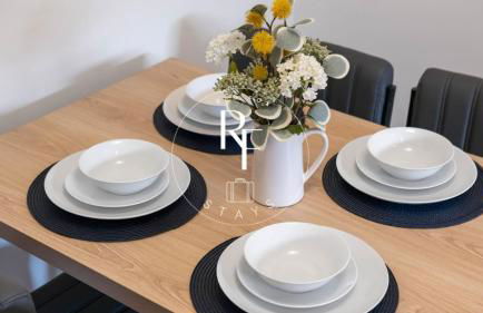 The Den at the Harbour - Photo 7