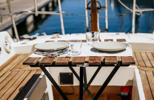 The Classic Sailboat Retreat - Photo 6