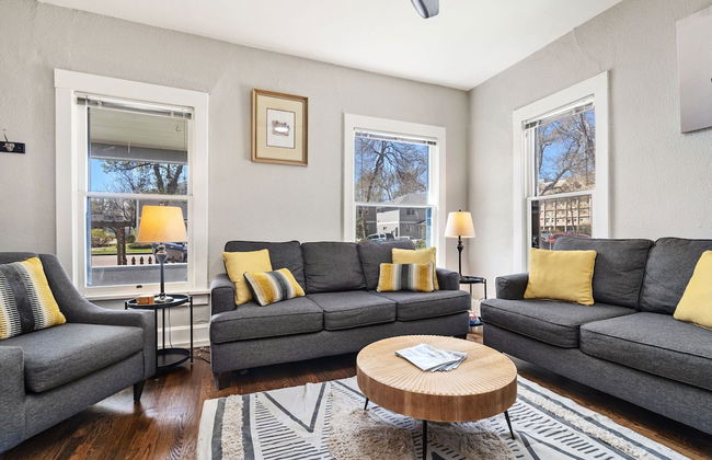 Historical Bungalow Near Csu & Old Town! - Foto 15