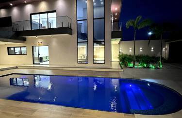 Casarão Guarapari - Setiba - Casa de Temporada Inteira Privativa para Grupos e Famílias - Foto 33