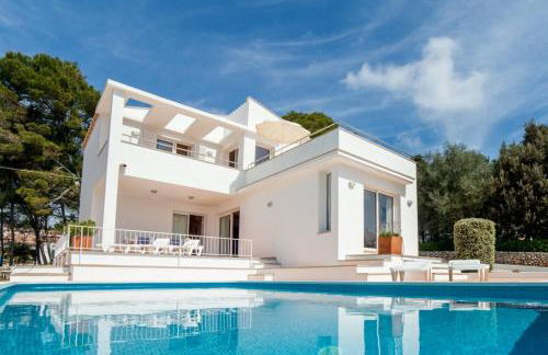 Villa con piscina en Cala Galdana - Foto 18