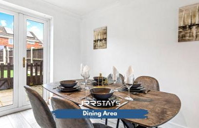 JRR STAYS WV12 3 bedroom, and Wi-Fi - Foto 29