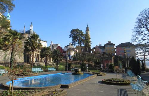 Harbour & Mountain Views, Porthmadog House, Sleeps 9, 4 Bedrooms, Two and Half Bathrooms - Photo 61