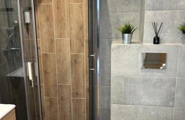 Lux Apart - Apartamenty z jacuzzi i sauną nad Wisłą - Photo 14