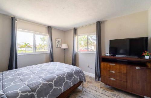 Sunny Cottage with lanai and garage, only 4 miles from Siesta Key - Foto 41