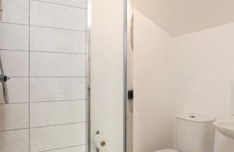 House for Families or Groups near Cardiff City Centre - Foto 26