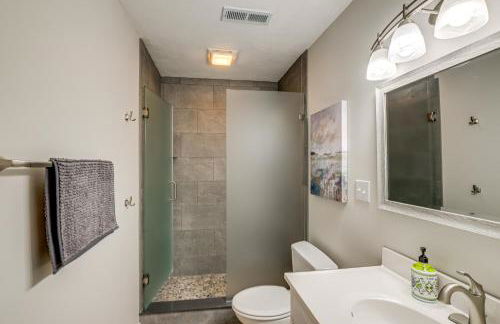 Resort Condo on Smith Mtn Lake Linens Included! - Foto 16