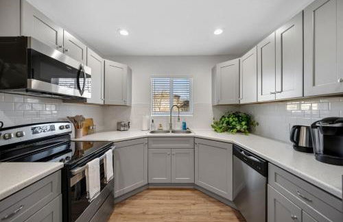 Beautiful Work Stay Retreat in Pueblo Near Downtown - Foto 29