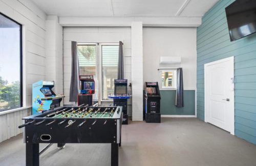 Bayfront Home with Private Pool, Pier, and Firepit - Foto 4