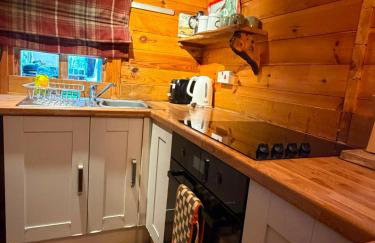 The Woodcutters Rest Cabin Sutton Coldfield - Foto 6