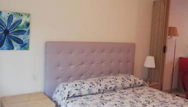 Chez Mi, centre ville, parking gratuit - Foto 2