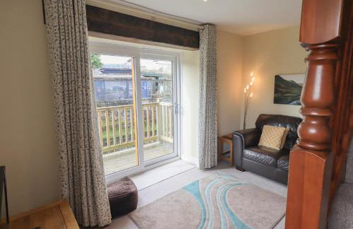 A River Runs By - Photo 7