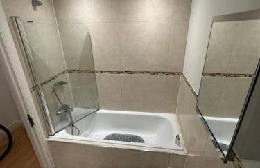 The Old Library - Modern Apartment near the Train Station and Racecourse - Foto 46