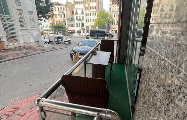 MASSA SUIT - Photo 16