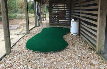 Pets OK Rest A Shored A Secure and Comfortable Home Flat Screen T Vs In All Rooms Fully Stocked With Plenty Of Amenities Private Inground Pool Gas Fireplace Rents Sat to Sat Full Weeks only - Foto 46