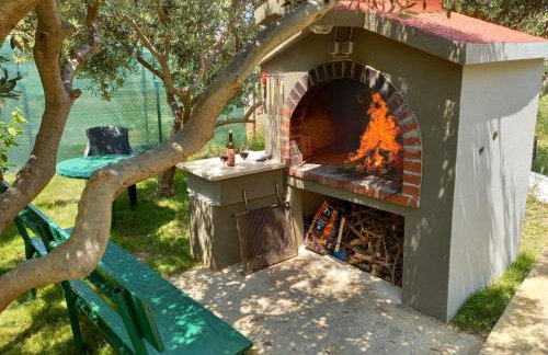 Apartment Pebbles - With Jacuzzi - Photo 10