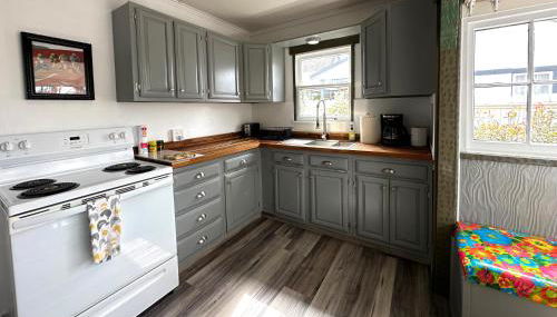 Game Room! Mid Century Danish Home in Downtown Solvang - Foto 3, stove