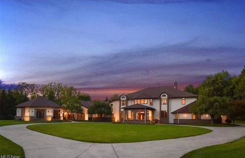 12,700 sf 8 Room Mansion on 18 acres - Foto 34