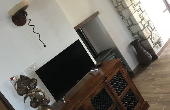 De Michanna Properties - Photo 11