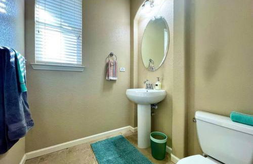 One Story Pet & Family Friendly Fireplace - Foto 8