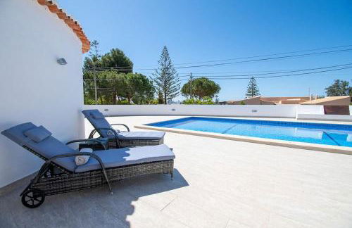 Lavanda Magnificent Five Bedroom Villa in Carvoe - Foto 80