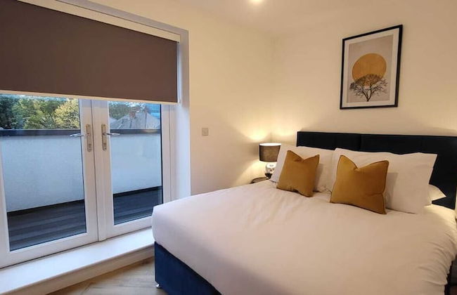 Hybrid Resi - Mitcham - Foto 11